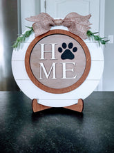 Load image into Gallery viewer, Interchangeable Shiplap Circle Frame with Two (2) Inserts-Spring Collection