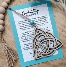 Load image into Gallery viewer, Wooden friendship knot charm ornament with inspirational  friendship message card.
